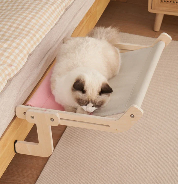 Démonstration du hamac HammiePets.